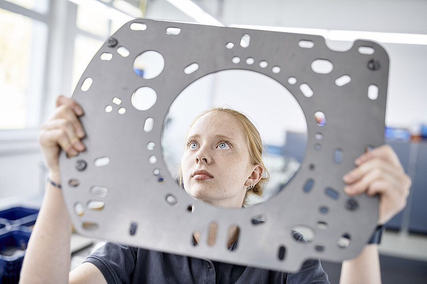 ISRI_Karriere_Ausbildung_Teaserbild